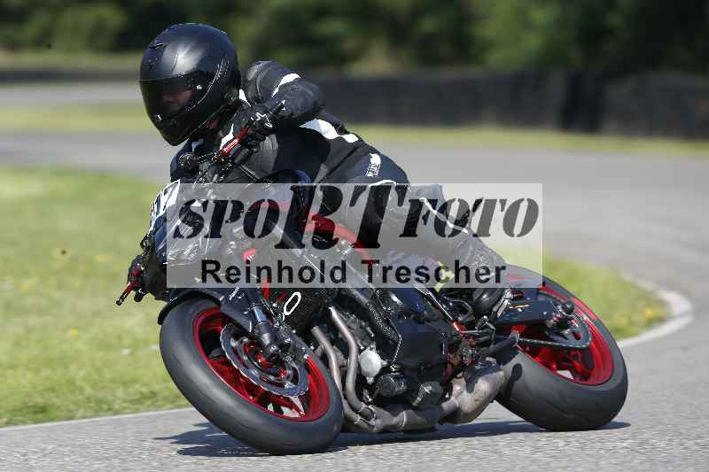/44 09.08.2025 Plüss Moto Sport ADR/Einsteiger/517